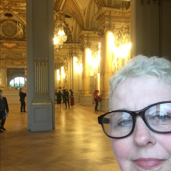 Welcome to my Closet! PearlGoodBones LOVE POSHING - Picture 4 of 6